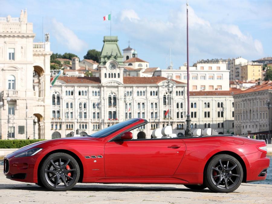  Maserati GranCabrio Sport 2011 года  (фото 42 из 107)